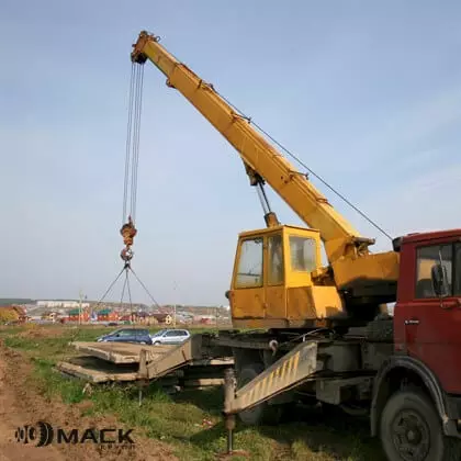 Автокран МАЗ Ивановец 14 тонн