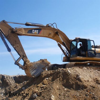 Аренда гусеничного экскаватора Caterpillar 330D