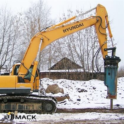 Аренда гусеничного экскаватора Hyundai R300 LC с пгидромолотом