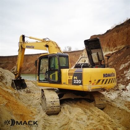 Komatsu PC 220 в Москве и области