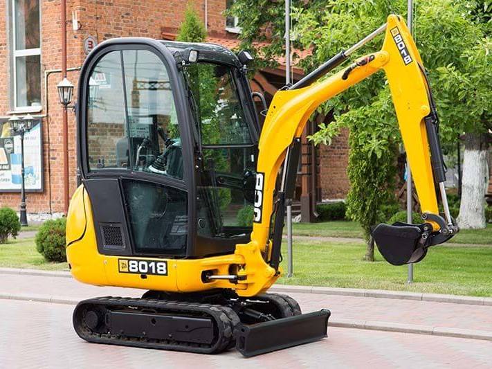 Аренда мини-экскаватора JCB 8018