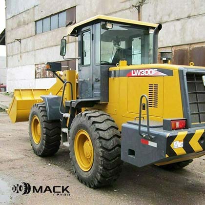 Погрузчик XCMG LW300F
