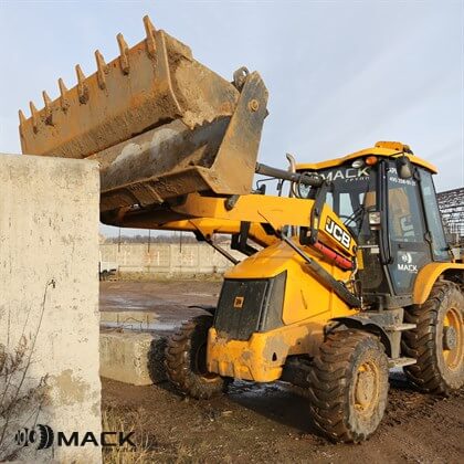 Аренда погрузчика JCB 3CX