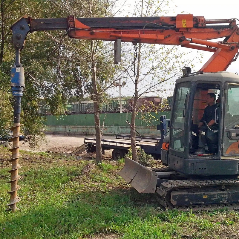 Аренда ямобура Hitachi Zaxis 50U