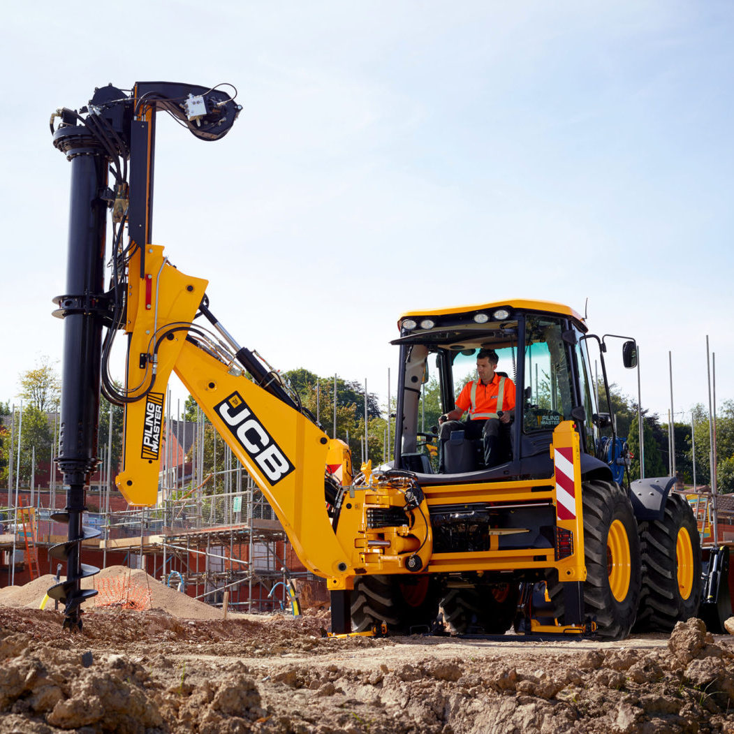 Аренда ямобура JCB 4CX